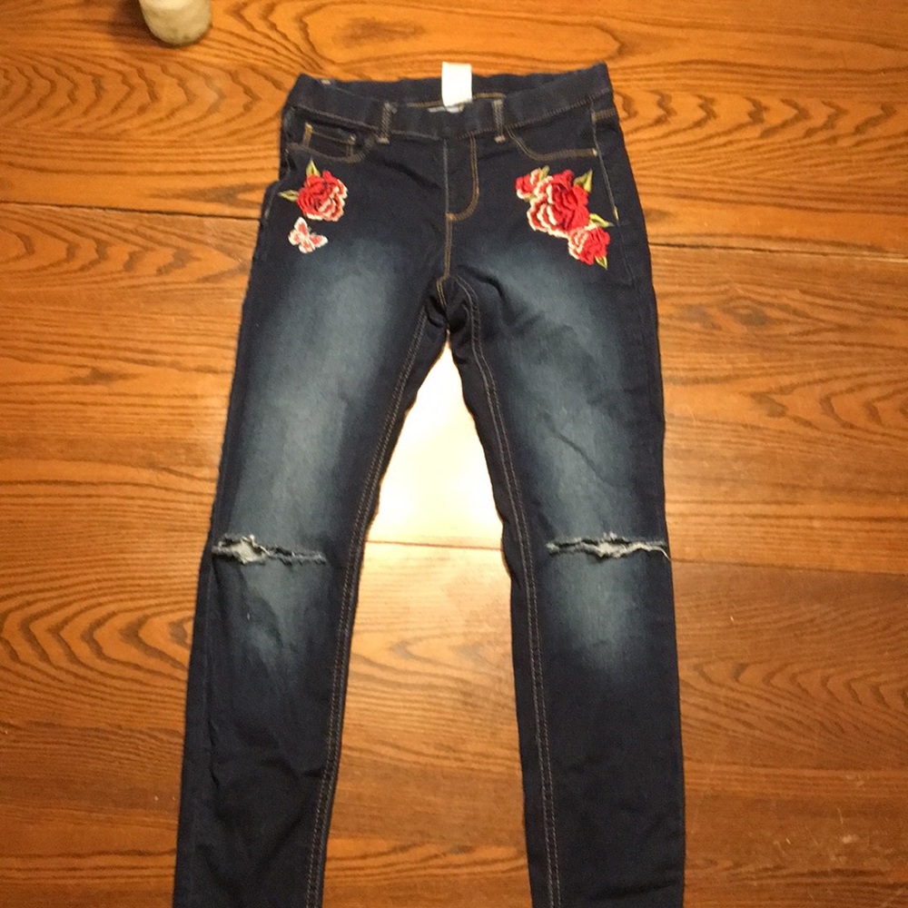 Girls rose ripped jeans